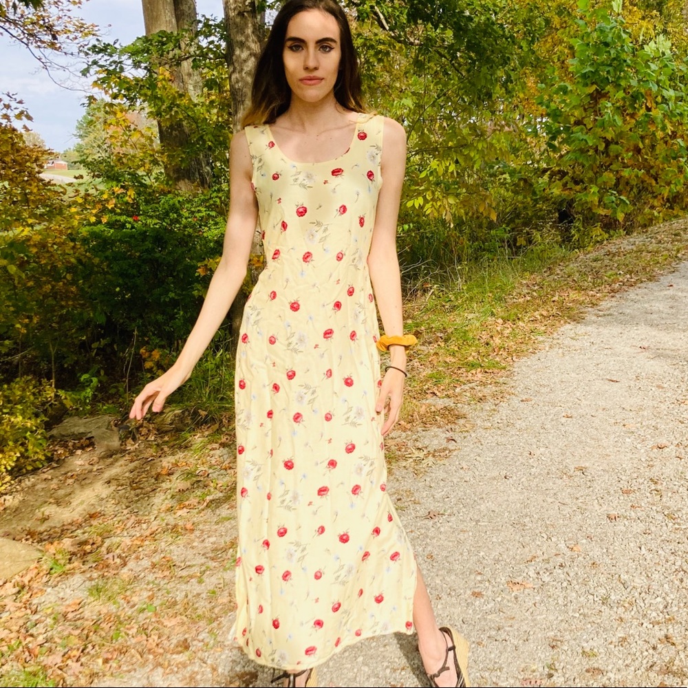 Vintage 80s 90s Flowy Pale Yellow Floral Dress - Picture 2 of 7